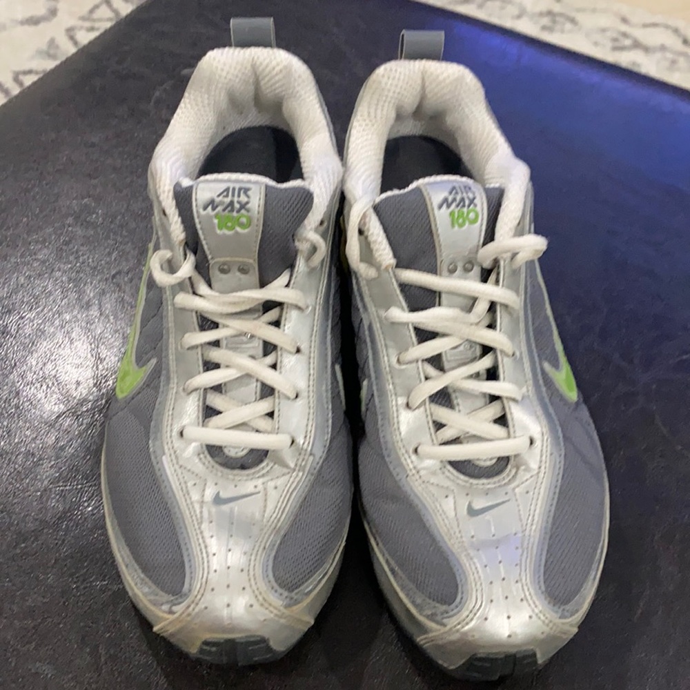 Nike Air Max 180